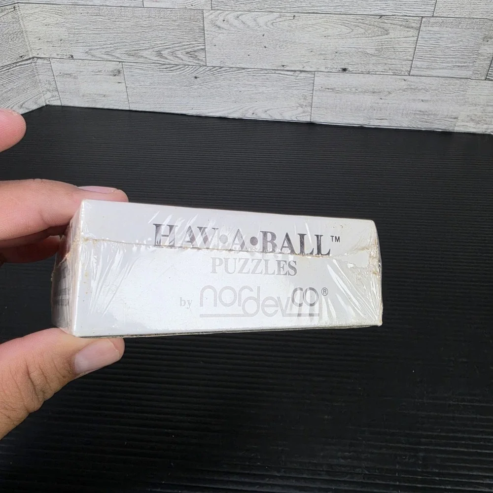 VINTAGE 1978 BASEBALL 